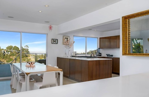 Hollywood Hills West Villa | Hollywood Hills Dream House with breathtaking views. Stunning pool.