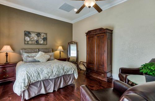 Columbia House | Hope Inn Redding
