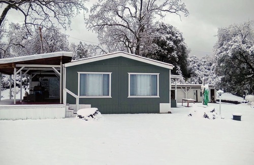 Miramonte House | horse property with magnificent view nearSequoia/Kings Canyon National Park
