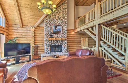 Show Low House | Hot Tub, Game Room & Theater: Luxe Show Low Home