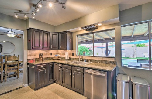 North Mountain House | Hot Tub, Heated Pool & More! Relaxing Phoenix Home