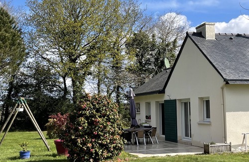 Hanvec House | House