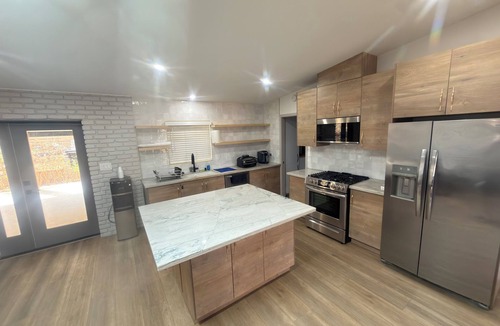 Bostonia House | House in El Cajon with AC + 75 inch TV for relaxing stays