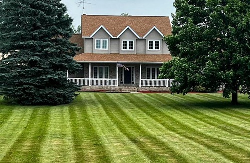 Palmyra House | House On Grass Runway with Fly-In/Fly-Out Access