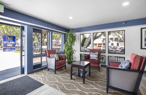 Lamanda Park Hotel | Hyland Inn Pasadena Civic Auditorium