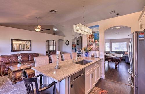 Townsite House | Incredible Strip View, Peaceful Poolside Escape
