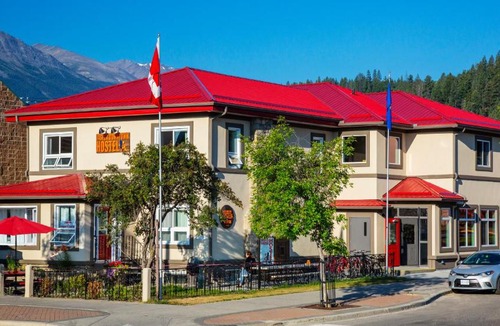 Jasper Hostel | Jasper Downtown Hostel