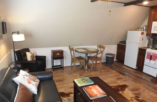 Julian Apartment | Julian, CA Historic Apple & Gold Mine Town A-Frame 1-Bed, Pets Okay