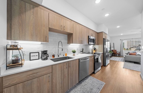 Bankers Hill Apartment | King Bed & Rooftop Views Prime Bankers Hill near Balboa Park