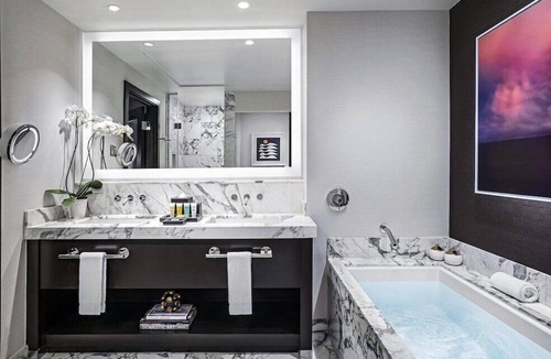 Summerlin South Hotel | King Room at a 5⭐️ Hotel