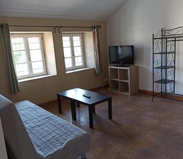 Roquemaure Apartment | La Grange
