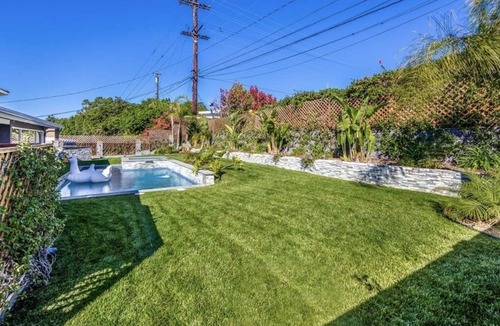 Ladera Heights House | LADERA HEIGHTS TROPICAL OASIS