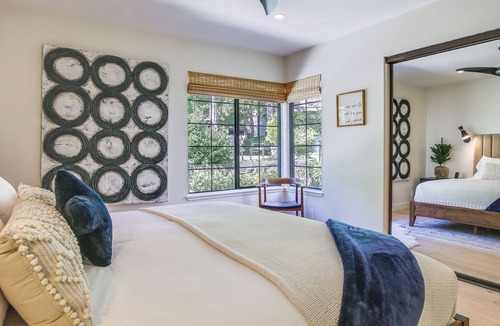 Lake Arrowhead Condo | Lake Arrowhead Condo w/ Community Pool & Fireplace
