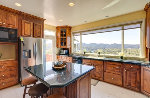 Lake Arrowhead House | Lake Arrowhead Home w/3 Decks & Stunning Views!