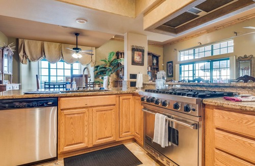 Havasu Foothill Estates House | Lake Havasu City Oasis | Heated Pool & Spa | BBQ