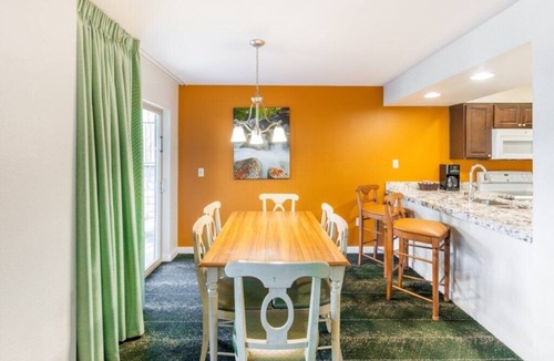 Elk Point Condo | Lake Tahoe | Tahoe Adventure Stay | Pool & Beach | 2BR