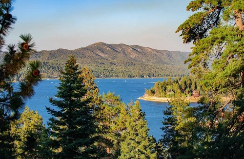 Patton Condo | Lake View Resort · Pool · Hot Tub · Oktoberfest!