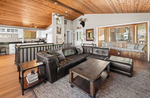 Boulder Bay House | Lakefront - Boat Dock! Hot Tub! Close to Slopes, Beautiful!