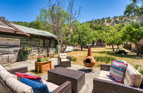 Clearlake Cabin | Lakefront Cabin on Silverado Beach