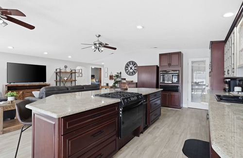 Wilbur Springs House | Lakefront Home w/Pool, Private Dock, Kayak, Pedal Boats & Game Room – Sleeps 10