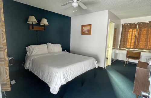 Wofford Heights Cabin | Lakeview Legacy Lodge at Lake Isabella