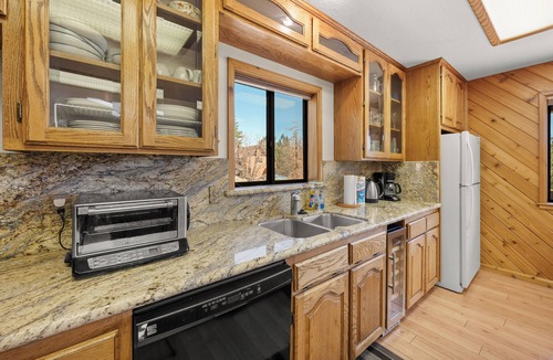 Fawnskin House | Lakeview Mountain Retreat w/Balcony, Gas Fire Pit, Pool table, Walk to Lake