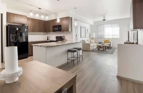 Arrowhead Ranch Apartment | Landing | Chic 1BD, Gym