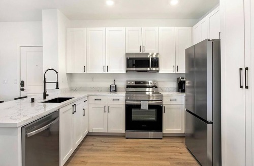 Las Vegas Apartment | Landing | Incredible 1BD, Clubhouse, Gym