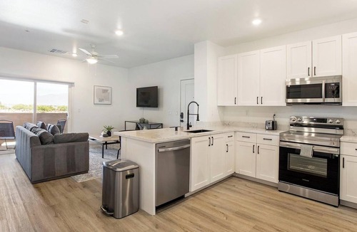 Las Vegas Apartment | Landing | Incredible 1BD, Clubhouse, Gym