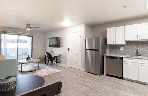 Whitney Apartment | Landing | Modern 1BD, Clubhouse, Gym