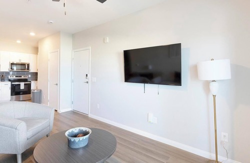 Townsite Apartment | Landing | Spectacular 2BD, Pool, Rooftop Lounge