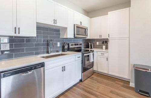 Townsite Apartment | Landing | Spectacular 2BD, Pool, Rooftop Lounge