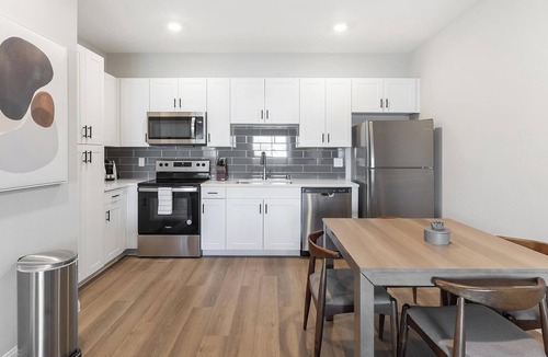 Townsite Apartment | Landing | Spectacular 2BD, Rooftop Lounge, Pool
