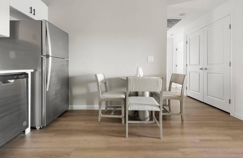 Townsite Apartment | Landing | Stylish 2BD, Pool, Rooftop Lounge