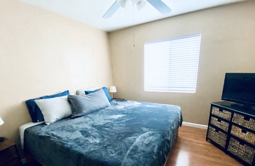 North Las Vegas House | Large 5 Bedroom Home with lots of space for a big family or group.