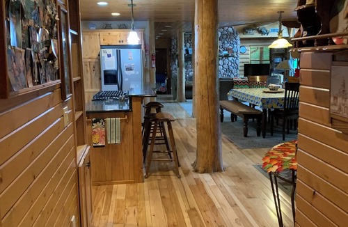 Summerhaven Cabin | Large family oriented cabin, built for easy living and people who love to cook