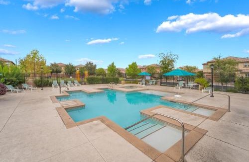 Rhodes Ranch House | Large Groups! Game Room BBQ, Spacious, Near Strip