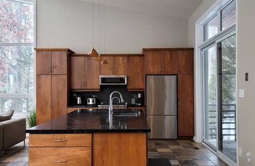 Grand Bend Cottage | Large Modern/Rustic Cottage-Walk to Private Beach