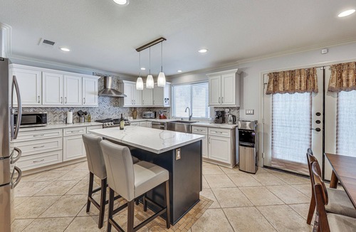 Rancho Cucamonga House | Large Rancho Cucamonga Home: 5 Mi to Red Hill Park