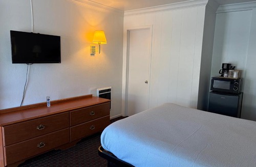 Willits Hotel | Lark Motel Willits