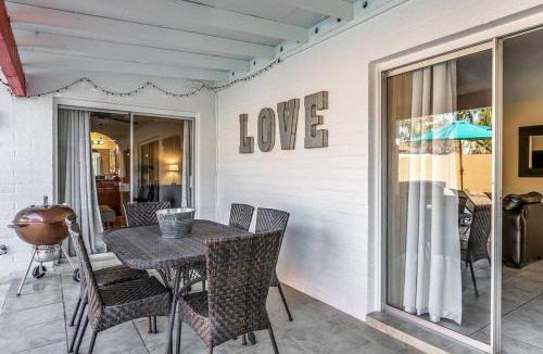 Paradise Valley Village House | Larkspur Villa - Lovely & Entertaining Hot Tub with pool, resort living!