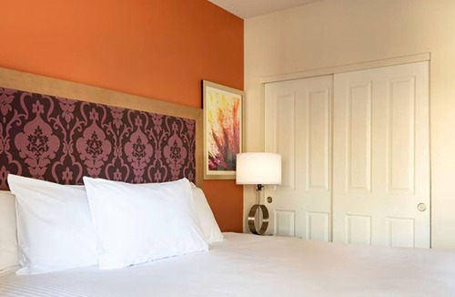Enterprise Resort | Las Vegas 1BR Retreat – Full Kitchen & Relaxing Pools