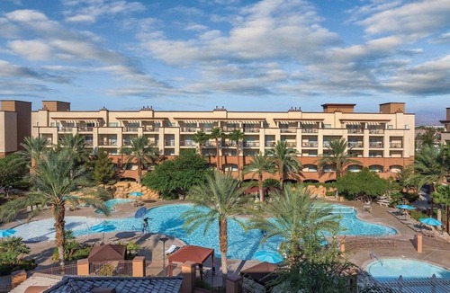 Enterprise Condo | Las Vegas | Family Vegas Retreat | Pool + Hot Tub | 2BR