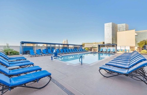 Las Vegas Strip Villa | Las Vegas | Friends Casino Stay | Pool + Spa | 2BR Suite