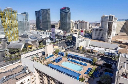 Las Vegas Strip Villa | Las Vegas | Friends Casino Stay | Pool + Spa | 2BR Suite