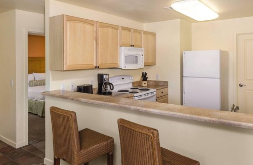 Las Vegas Resort | Las Vegas | Group Vegas Retreat | Pool + Strip | 2BR