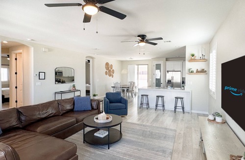 Sunridge Estates House | Laughlin, Lake Mohave, River — Boat & RV Parking & Flat-Top Griddle