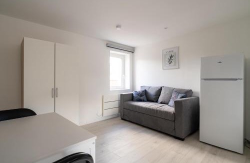 Doullens Apartment | Le Nid du Beffroi - Studio centre Doullens