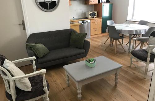 Roye Apartment | Le saint Pierre