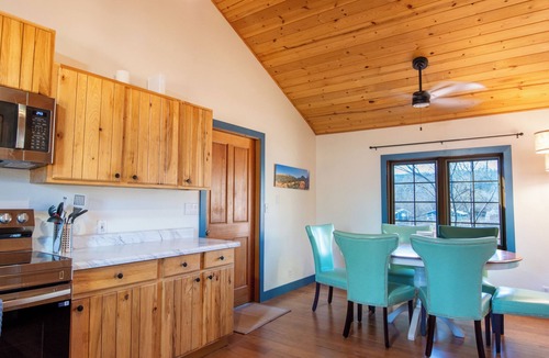 Cornville Cabin | Log Cabin Near Sedona Oak Creek Hot Tub Dark Skies